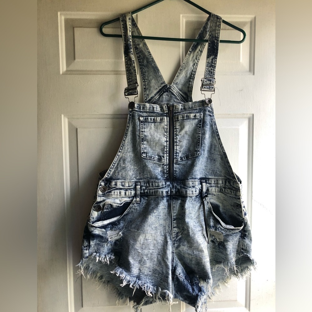 Denim jumper shorts
